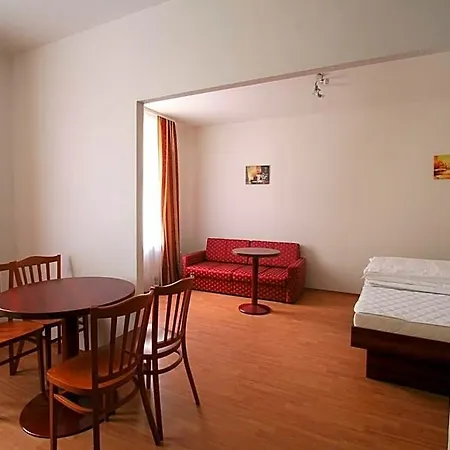 Hotel Susa 3*
