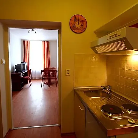 Susa 3* Prague